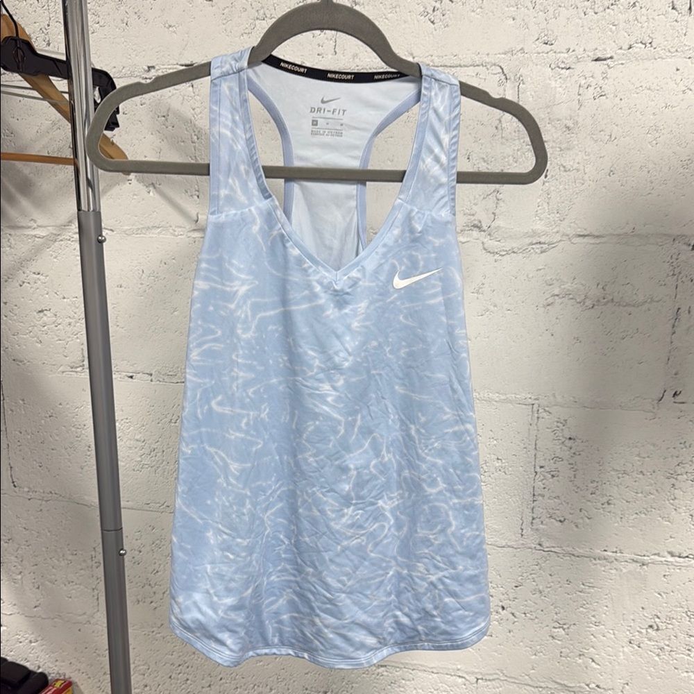 Nike Blue Relaxed Sleeveless Tank Top - Size Medium - Worn Once - Athletic Tank